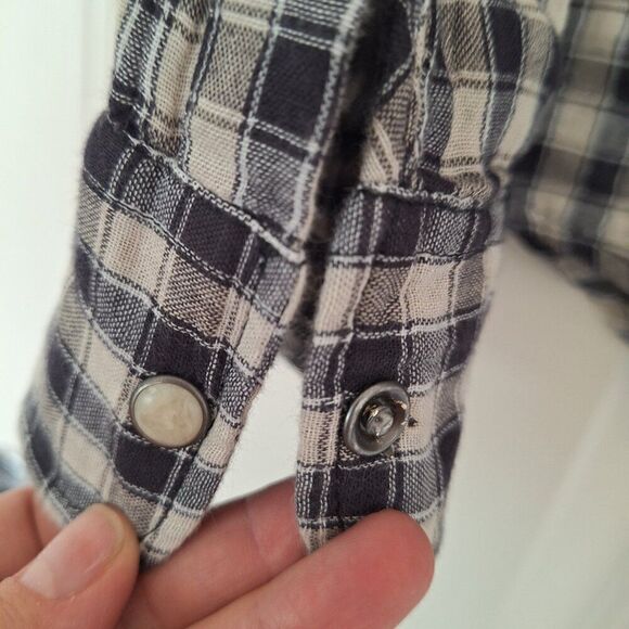 Lucky Brand checkered shirt with buttons size L - Picture 4 of 7